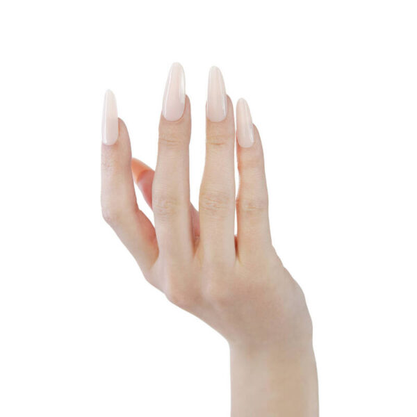 Makear 615 on nails